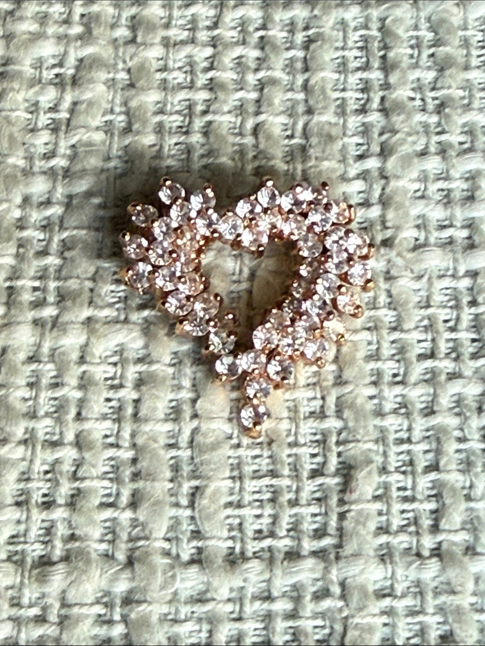 Vintage Open Heart Cluster Pendant - Gold Tone Clear Rhinestones